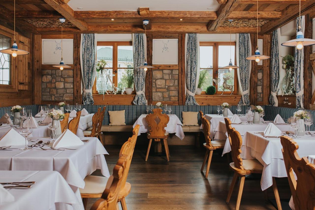 Ortner'S Resort Бад-Фюссинг Экстерьер фото Restaurant in the Hotel Axelmannstein